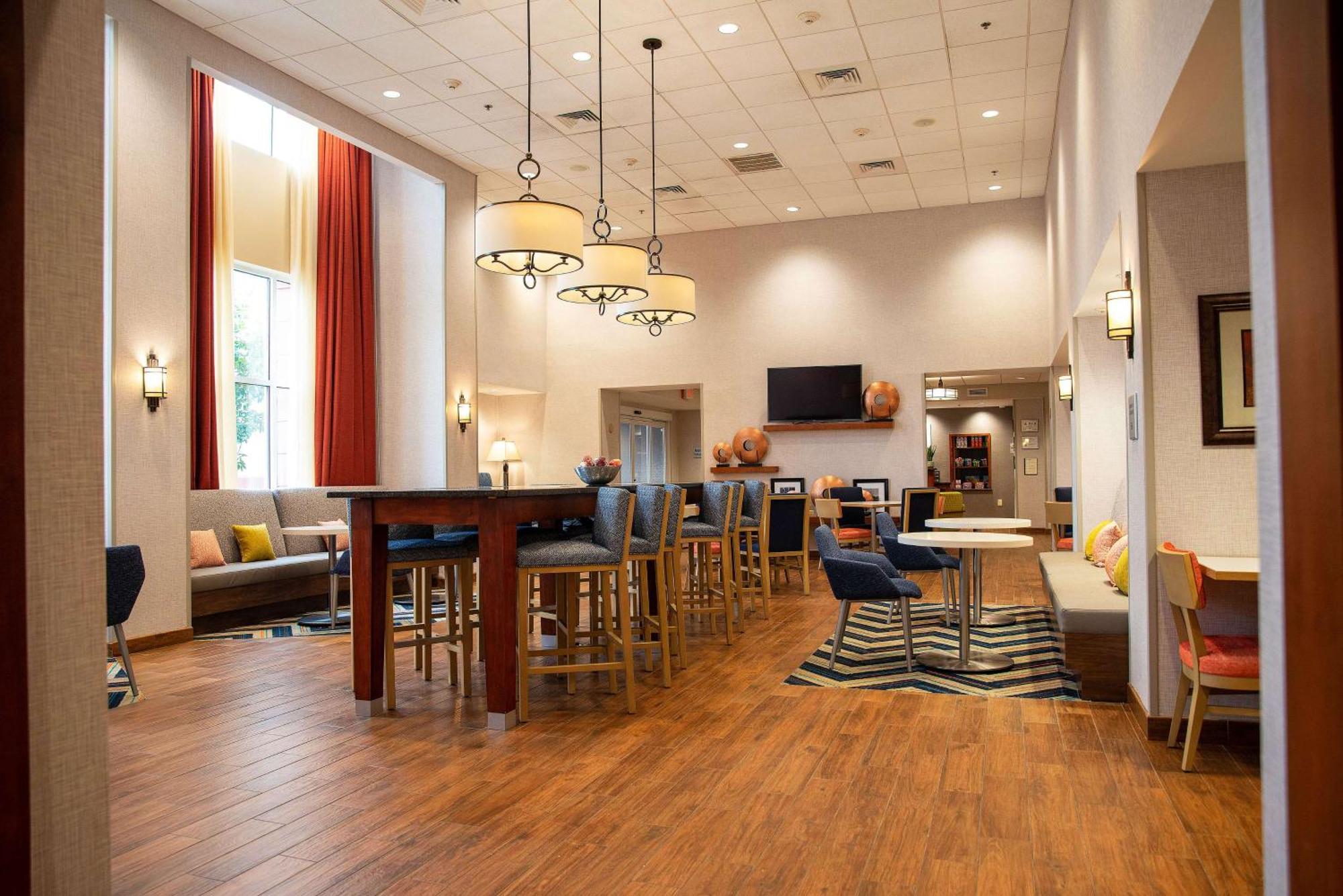 Hampton Inn & Suites Jacksonville Eksteriør billede